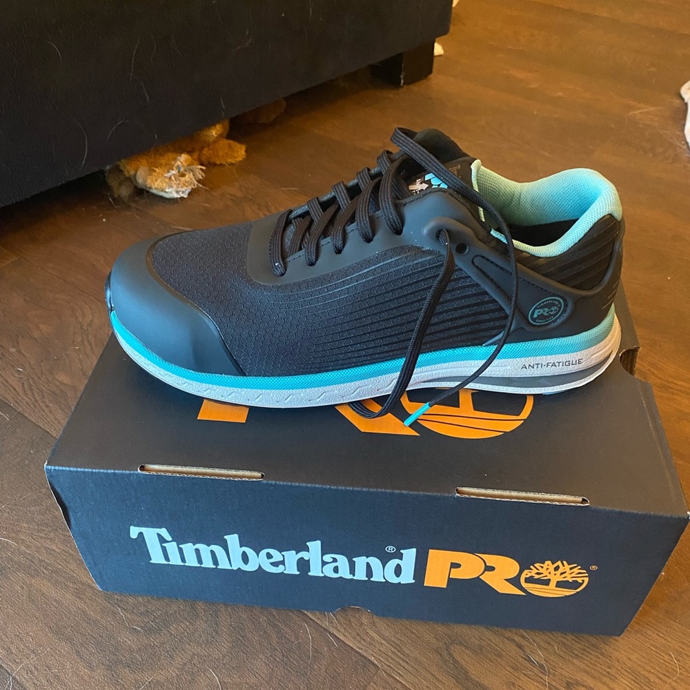 Size 8. 5 Timberland Pro Drivetrain shoes
